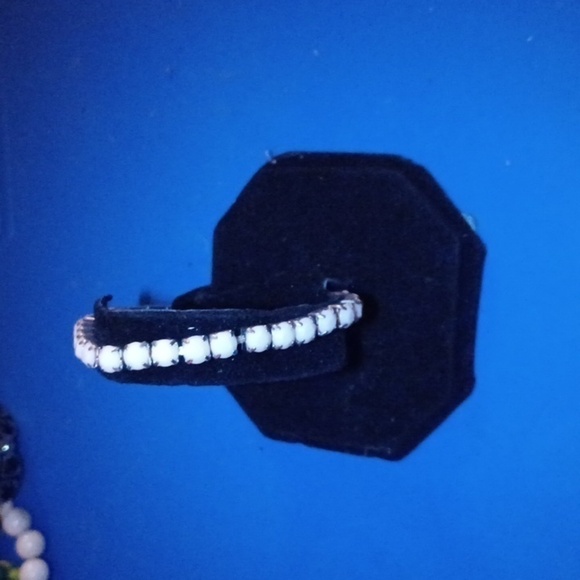 Pale Pink Stretchy Bracelet - Picture 1 of 3